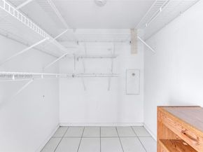 2025 NE 164th St 809, North Miami Beach FL 33162