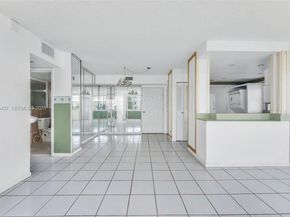 2025 NE 164th St 809, North Miami Beach FL 33162