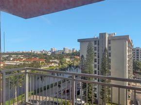 2025 NE 164th St 809, North Miami Beach FL 33162