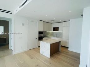 304 Ocean Dr 302, Miami Beach FL 33139