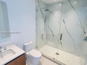 304 Ocean Dr 302, Miami Beach FL 33139