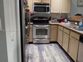 3203 SE 7th St, Homestead FL 33033