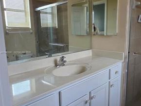 3203 SE 7th St, Homestead FL 33033