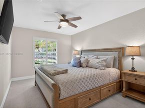 11735 Greenbrier Ln, Coral Springs FL 33071