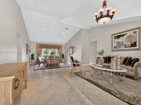 11735 Greenbrier Ln, Coral Springs FL 33071