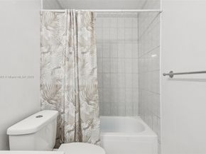 11121 SW 162nd Ter, Miami FL 33157