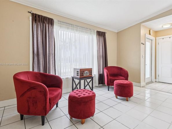 11121 SW 162nd Ter, Miami FL 33157