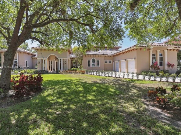 7480 SW 100th St, Pinecrest FL 33156