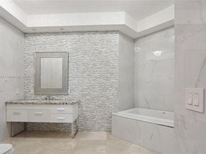 7480 SW 100th St, Pinecrest FL 33156