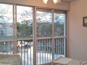 10368 NW 24th Pl 307, Sunrise FL 33322