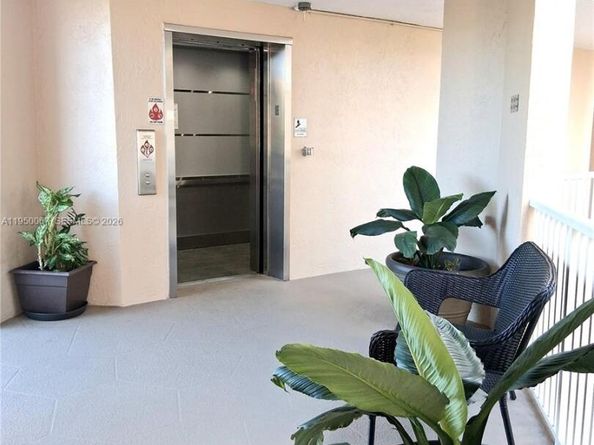 10368 NW 24th Pl 307, Sunrise FL 33322