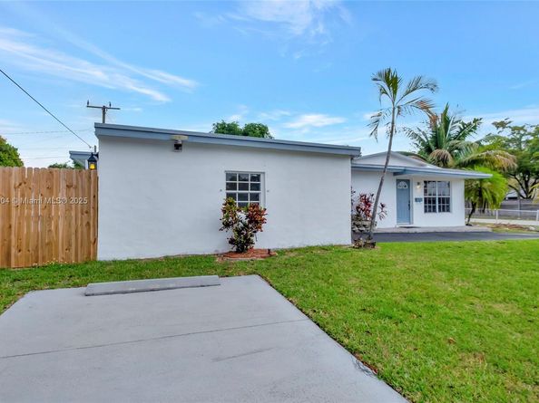 17031 NW 12th Ave, Miami Gardens FL 33169