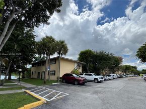 15699 SW 73rd Cir Ter 110, Miami FL 33193