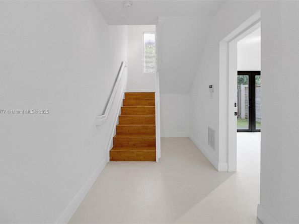 3204 Bird Ave 119, Miami FL 33133