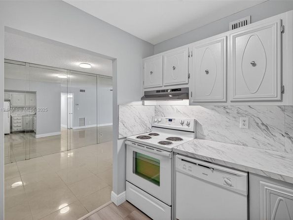 3109 Oakland Shores Dr 209, Oakland Park FL 33309