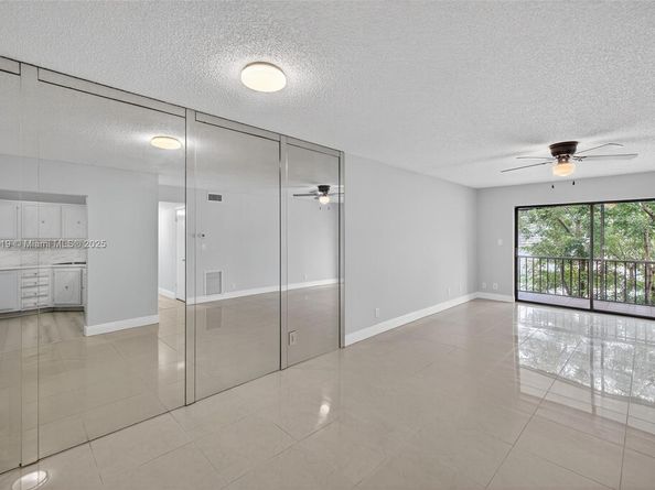 3109 Oakland Shores Dr 209, Oakland Park FL 33309