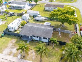19513 SW 116th Ave, Miami FL 33157