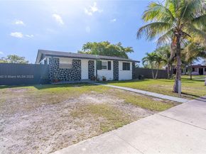 19513 SW 116th Ave, Miami FL 33157