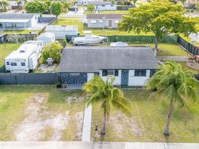 19513 SW 116th Ave, Miami FL 33157