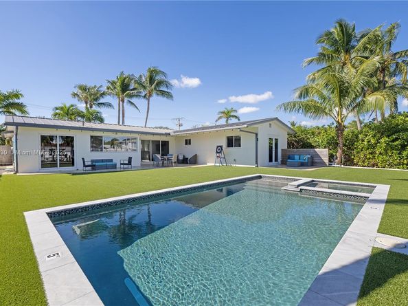 1709 SW 5th Pl, Fort Lauderdale FL 33312