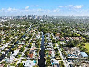 1709 SW 5th Pl, Fort Lauderdale FL 33312
