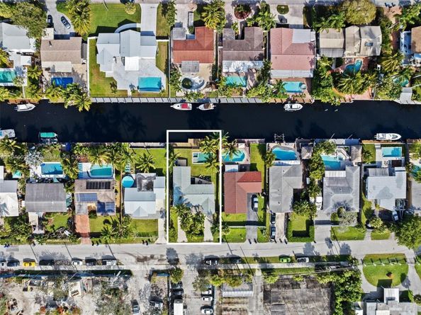1709 SW 5th Pl, Fort Lauderdale FL 33312
