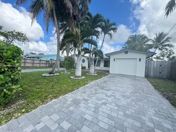 1709 SW 5th Pl