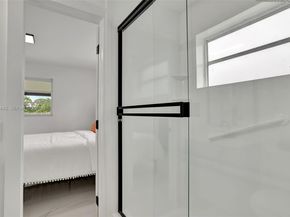 1220 NE 8th St, Pompano Beach FL 33060