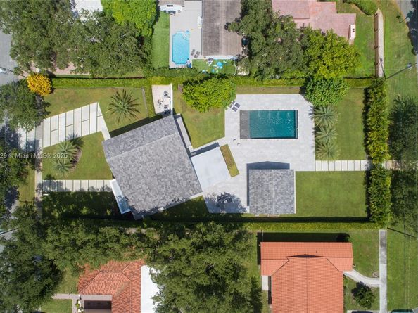 1070 NE 93rd St, Miami Shores FL 33138