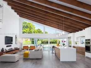 1070 NE 93rd St, Miami Shores FL 33138