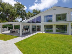 1070 NE 93rd St, Miami Shores FL 33138