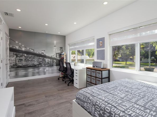 1070 NE 93rd St, Miami Shores FL 33138