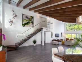 1070 NE 93rd St, Miami Shores FL 33138
