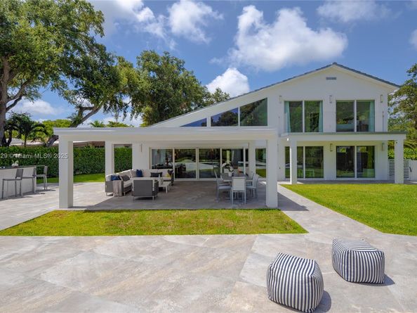 1070 NE 93rd St, Miami Shores FL 33138