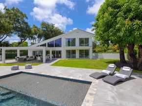 1070 NE 93rd St, Miami Shores FL 33138