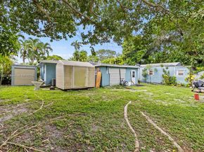 3311 SW 36th Ct, West Park FL 33023