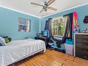 3311 SW 36th Ct, West Park FL 33023