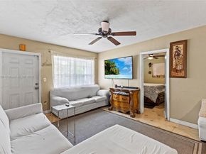 3311 SW 36th Ct, West Park FL 33023