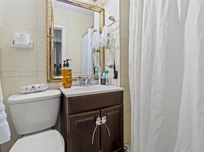 3311 SW 36th Ct, West Park FL 33023