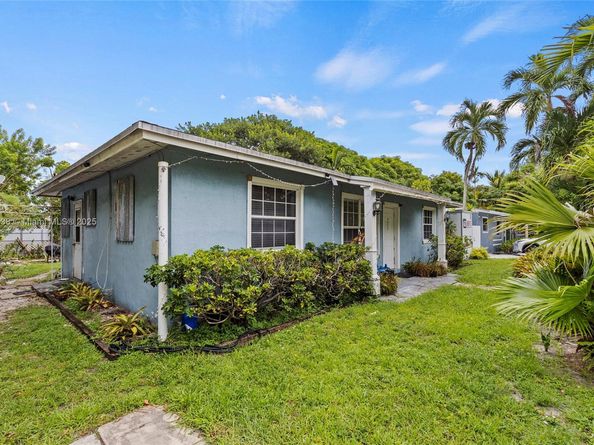 3311 SW 36th Ct, West Park FL 33023