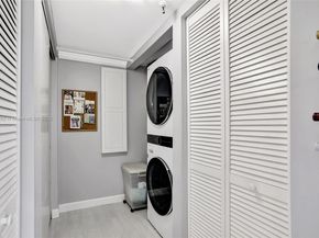2300 NE 33rd Ave 402, Fort Lauderdale FL 33305