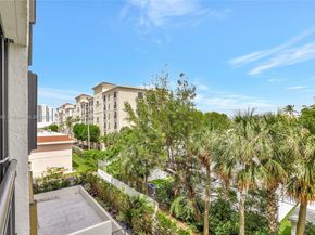 2300 NE 33rd Ave 402, Fort Lauderdale FL 33305