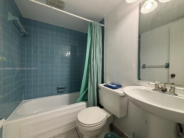 15408 SW 85th Ter 184, Miami FL 33193