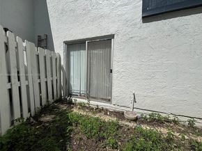 15408 SW 85th Ter 184, Miami FL 33193