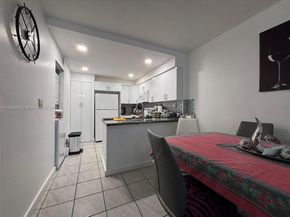 15408 SW 85th Ter 184, Miami FL 33193