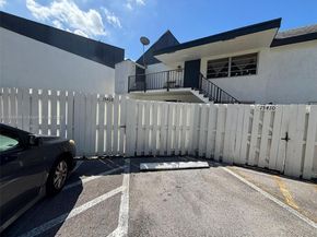 15408 SW 85th Ter 184, Miami FL 33193