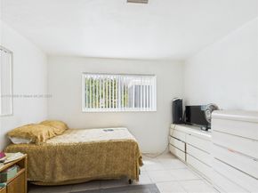 1901 SW 11th St, Fort Lauderdale FL 33312