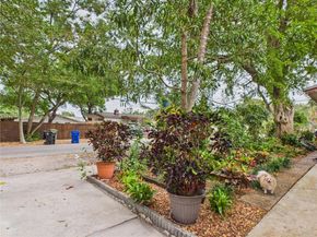 1901 SW 11th St, Fort Lauderdale FL 33312