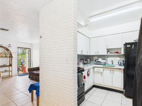 1901 SW 11th St, Fort Lauderdale FL 33312