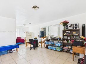 1901 SW 11th St, Fort Lauderdale FL 33312